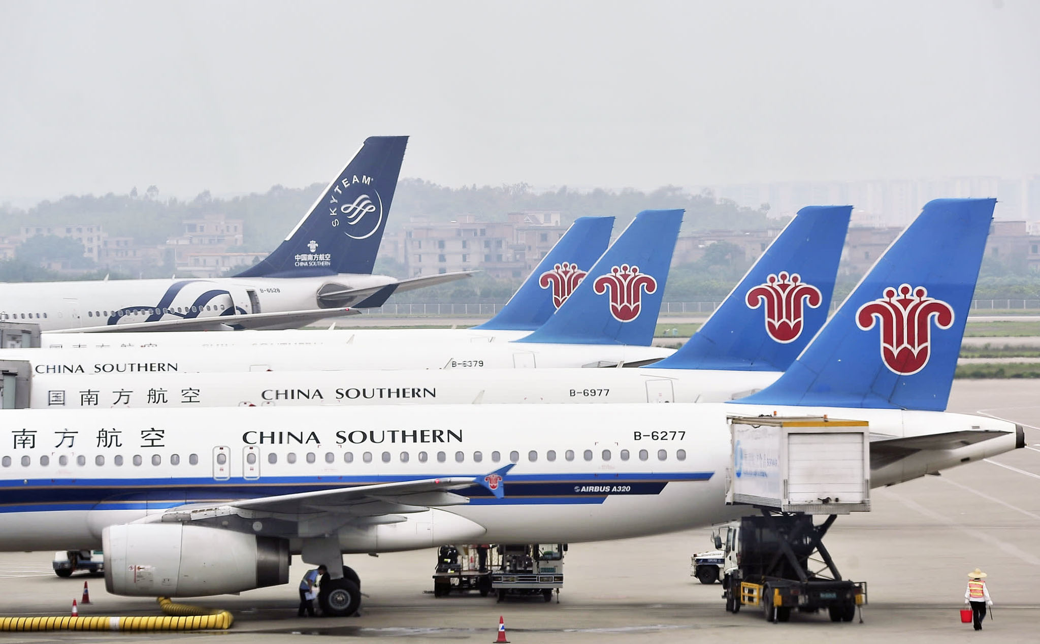 Чина соутерн авиакомпания. China southern airlines самолеты. China southern airlines самолеты. Китайские южные авиалинии. Китайская авиакомпания china southern airlines.